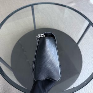 Louis Vuitton Twist Medium MM - EPI Leather Black Silver Hardware