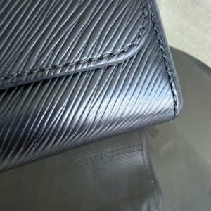 Louis Vuitton Twist Medium MM - EPI Leather Black Silver Hardware