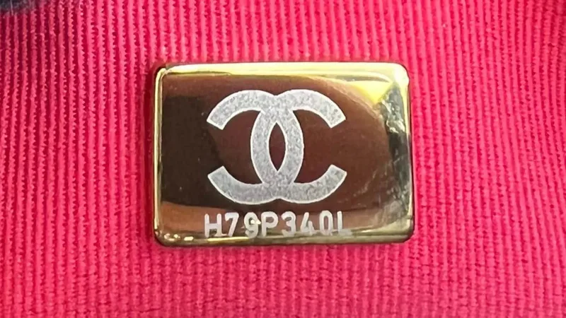 Code chip của túi xách Chanel